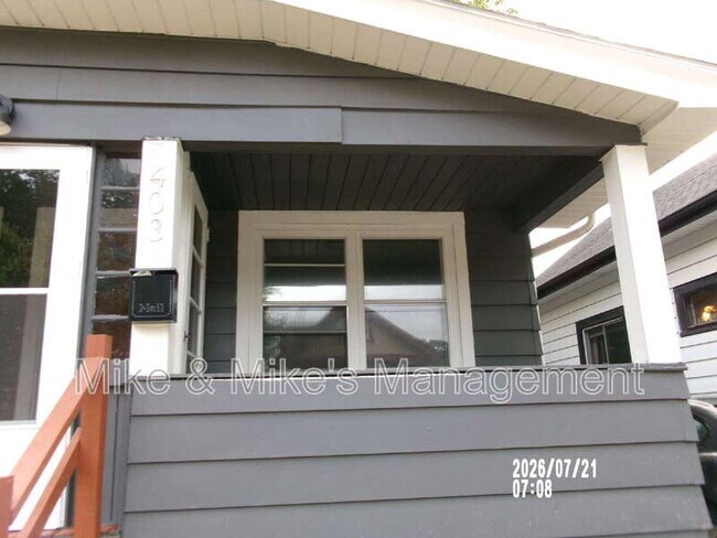 Photo - 403 N 61st St