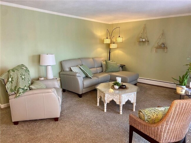 Building Photo - 7 Wake Robin Rd Unit 104