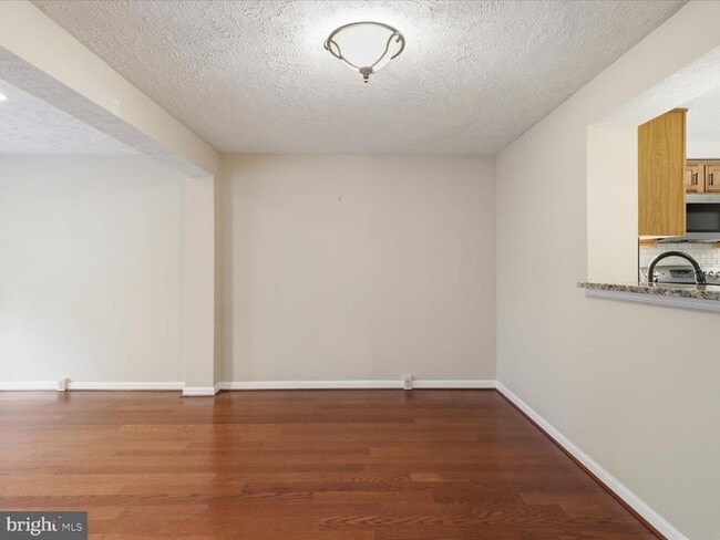 Photo - 1563 Autumn Ridge Cir