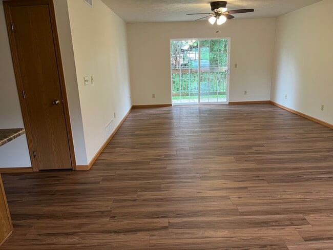 Photo - 5515 Tall Pines Pky Apartments Unit 1