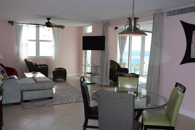 Photo - 3001 S Ocean Dr Unit 1011