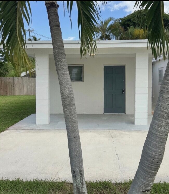 Photo - 730 N 5th St Unidad C