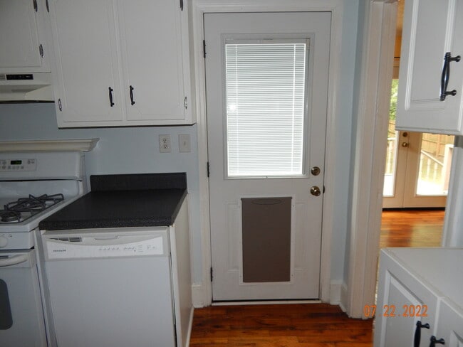 Photo - 1449 Mimosa Cir SE