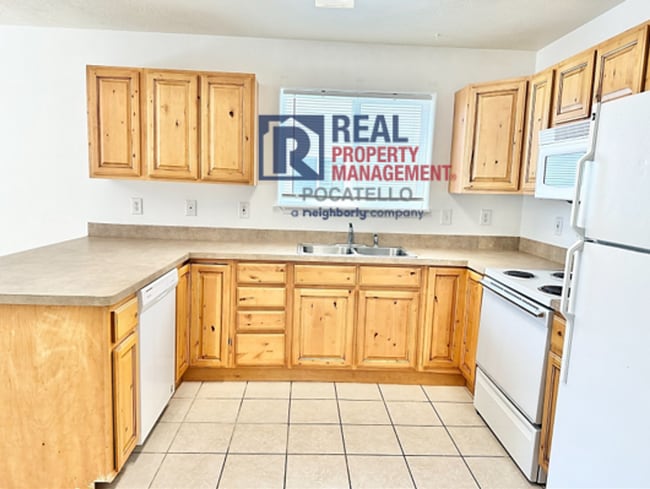 Photo - 4407 Opal Ave Unidad D
