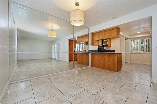 Photo - SPACIOUS 3BR/2BA Condo in Canyon Crest Nea...