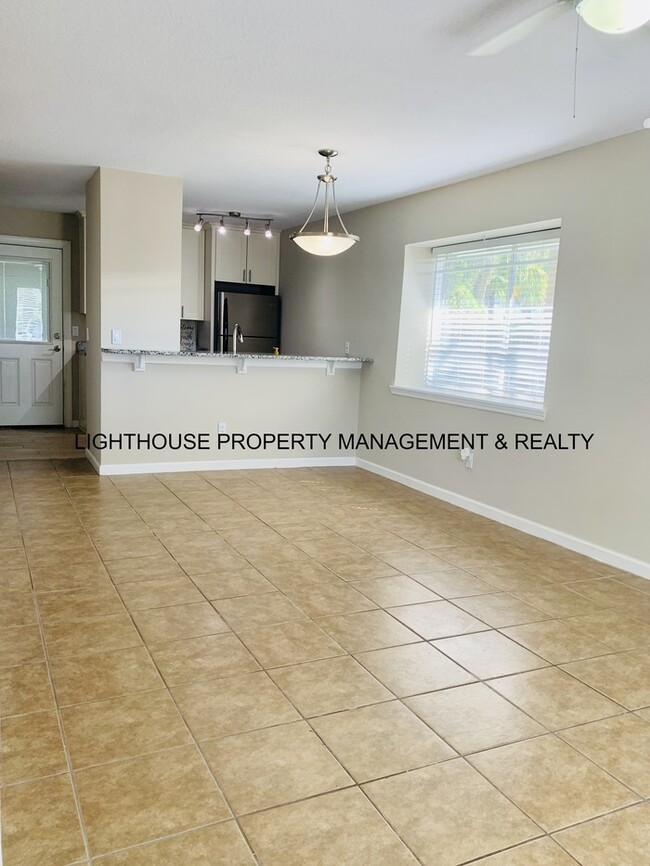 Photo - Renovated 2 Bed/1.5 Bath Jax Beach Townhom...