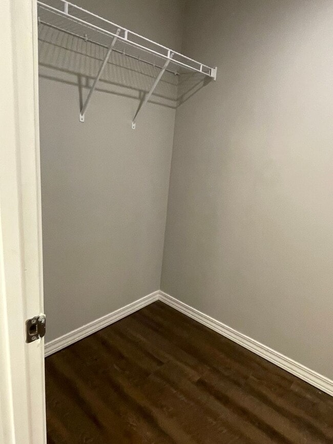 3 Bed 2 Bath 2 Car Garage House - 3 Bed 2 Bath 2 Car Garage House