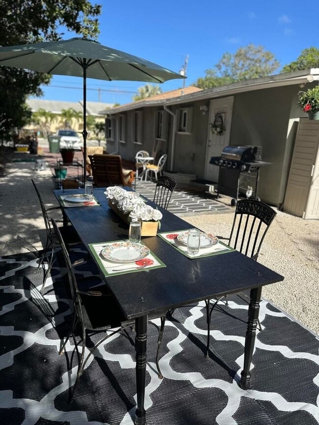 Photo - 336 SW 5th Ave