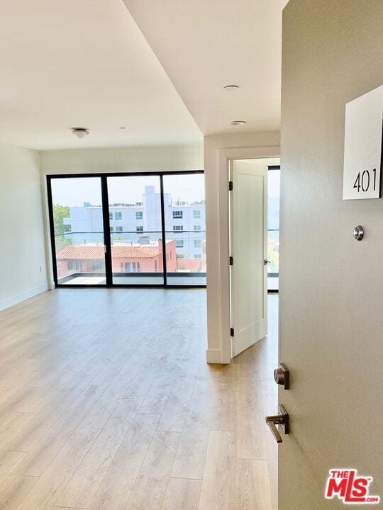 Building Photo - 1822 Overland Ave Unit 401 Rental