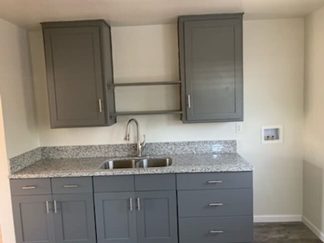 Photo - 15635-15637 Unidad 061