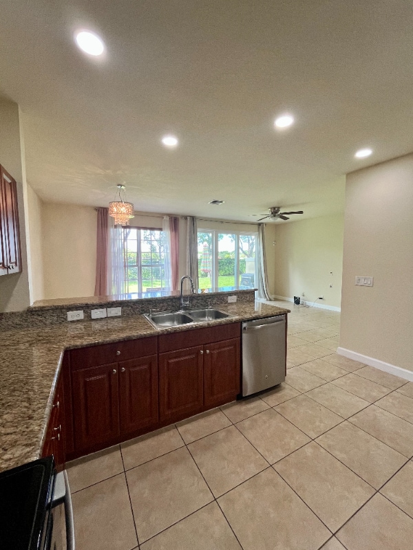 Photo - 3161 NW 33rd St