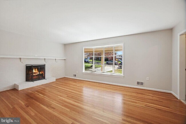 Photo - 9327 Limestone Pl