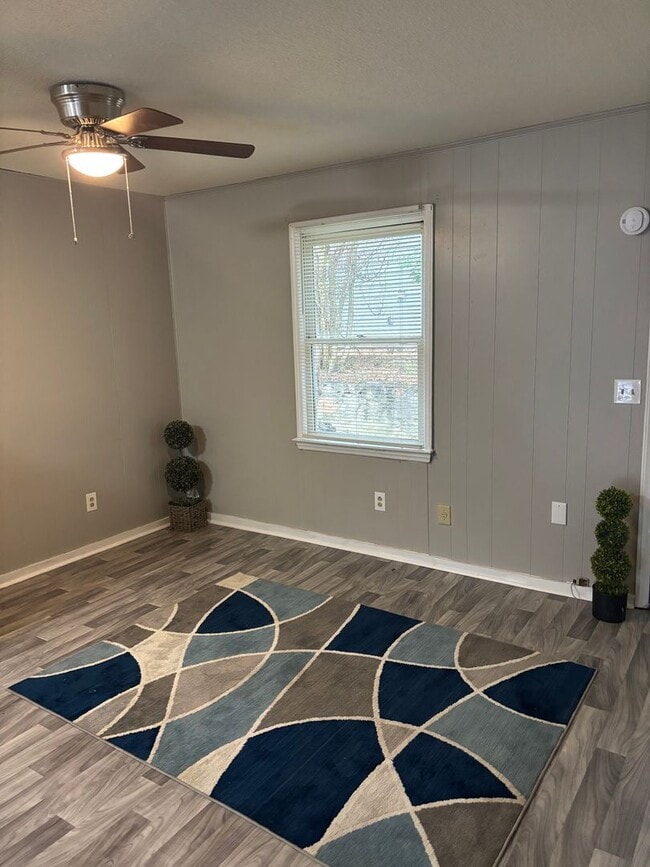 Photo - 390 N King St Unit A