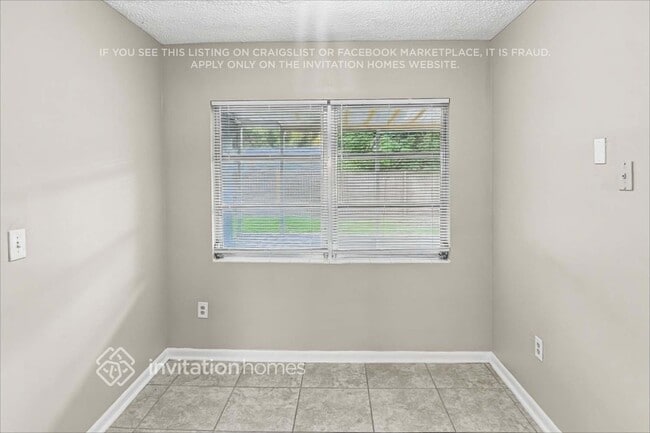 Photo - 12160 Croft Dr N