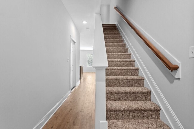 Photo - 324 W Saltgrass Ln