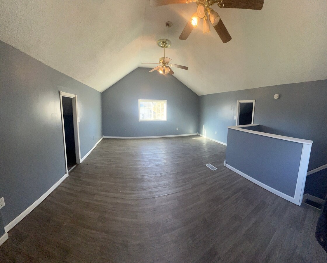 Photo - 2629 Diehn Ave