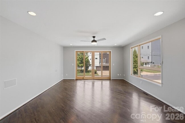 Photo - 919 Westbrook Dr Unit A