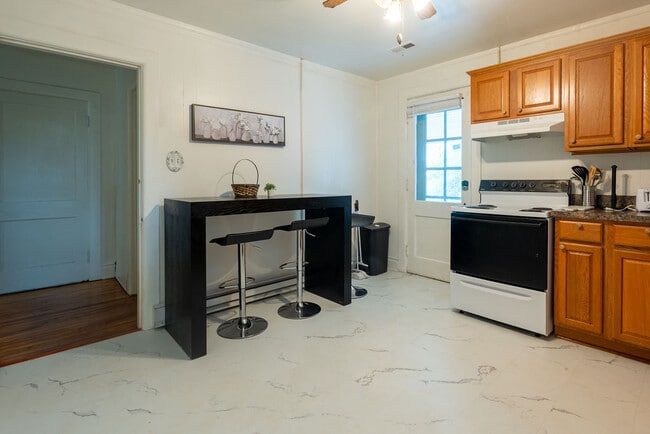 Photo - 315 Frederick St