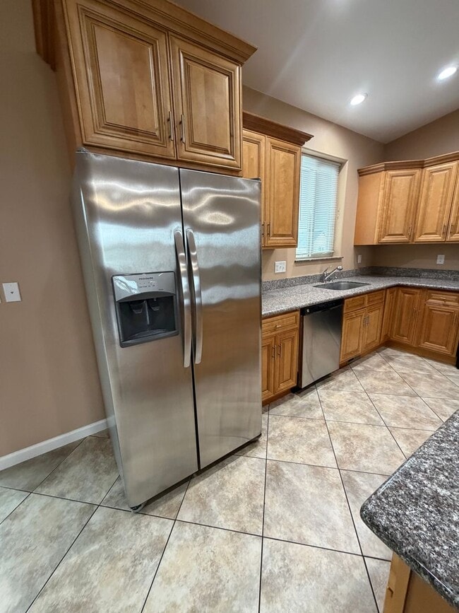 Photo - Beautiful Home In Quiet Neighborhood! Landscaping Included!
