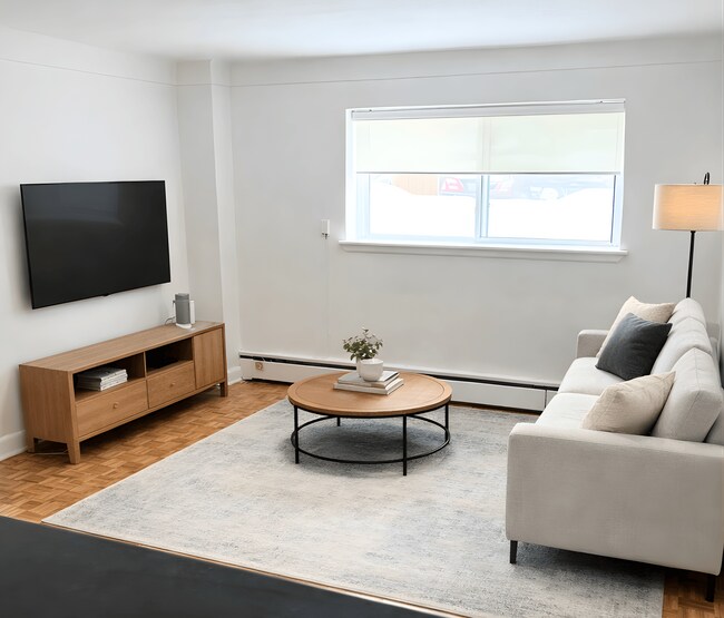 Photo - 621 Cummings Avenue