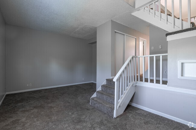 3BF, 1.5BA - 1,250SF - Prairie Hills