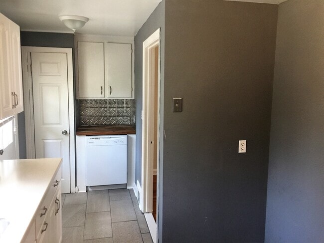 Photo - 1160-1164 Whitney Ave