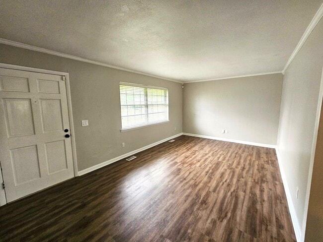 Photo - 117 Mitchell Ln