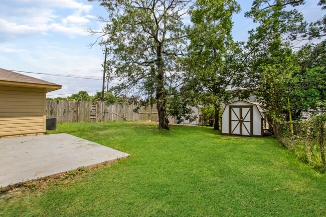 Photo - 13226 Rockglen St