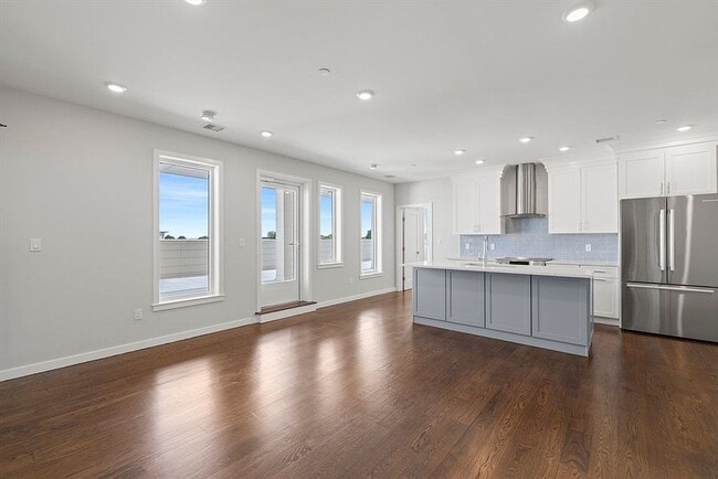 Photo - 267 Old Colony Ave Unit 507