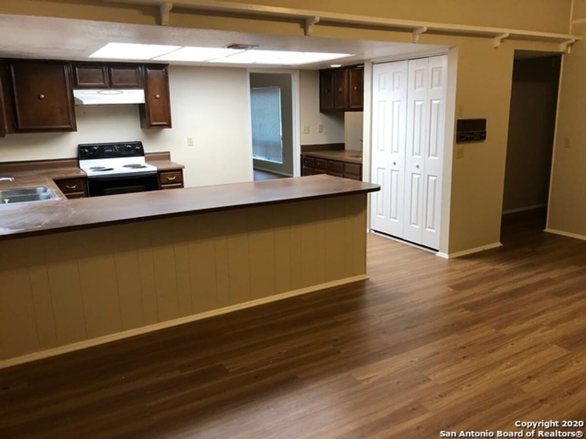 Photo - **Single-Story Home on Large Lot in Olympia subdivision**