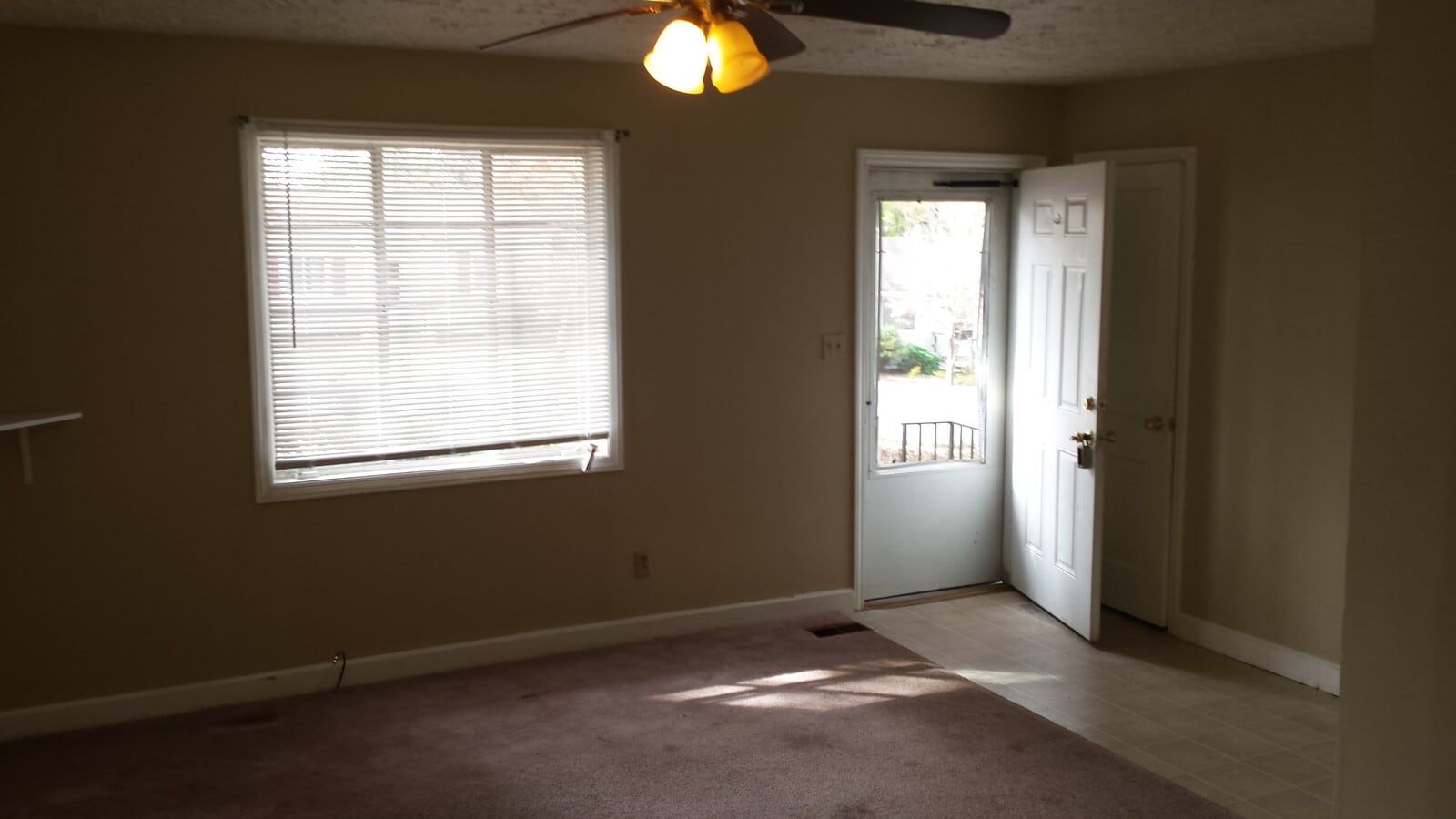 Photo - 2913 Dexter Ave