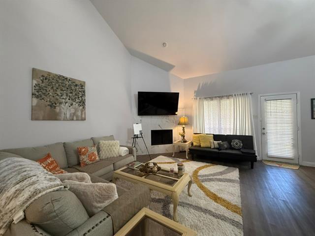 Photo - 2835 Keller Springs Rd Unit 103