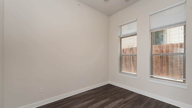 Bedroom with Hard Surface Flooring - Flora