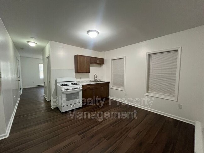 Photo - 29 N Main St Unidad 2A