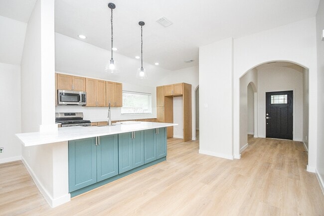 Building Photo - 20514 Mauve Orchid Way