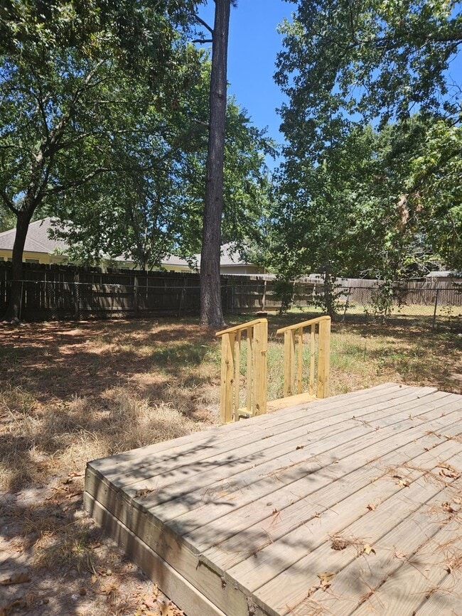 Photo - 2 Ollerton Ln