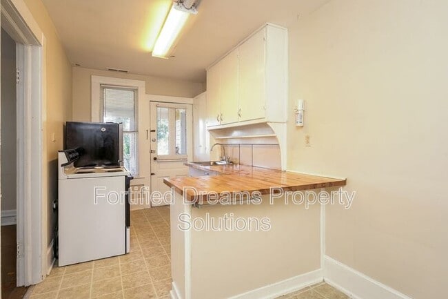 Photo - 400 S.Spring St