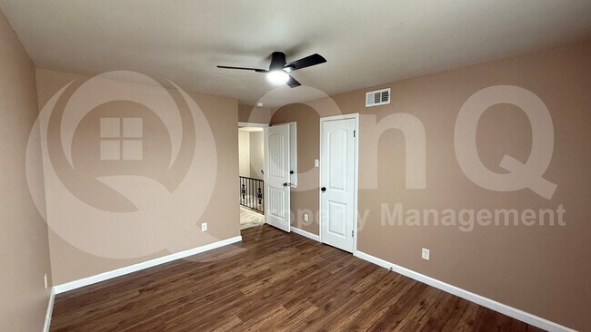 Photo - 900 S Weatherred Dr