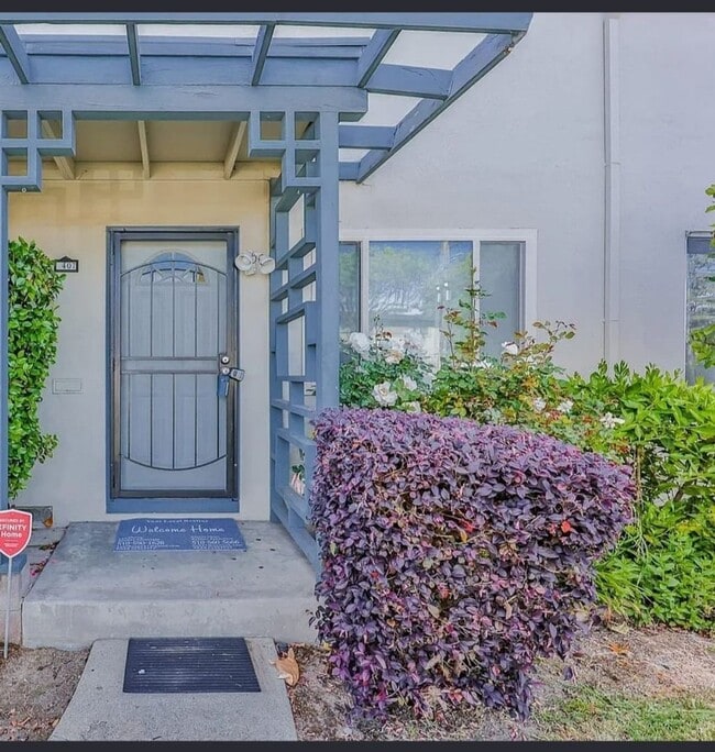 Photo - 407 Craven Ct