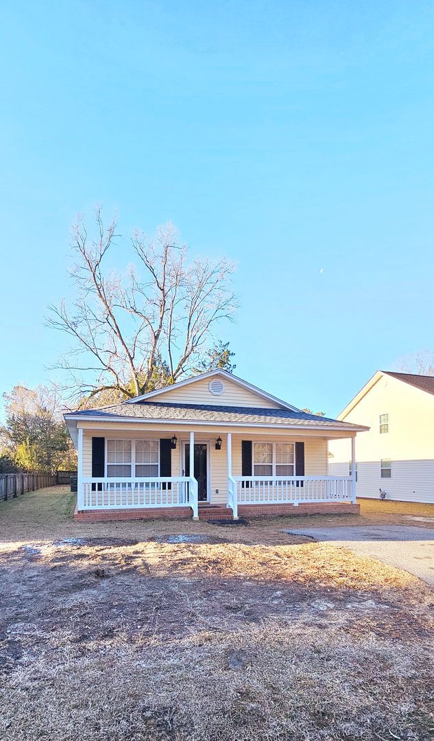 Photo - Spacious 3-Bedroom, 2-Bath Home with Modern Updates in Conway, SC - Long Term Rental
