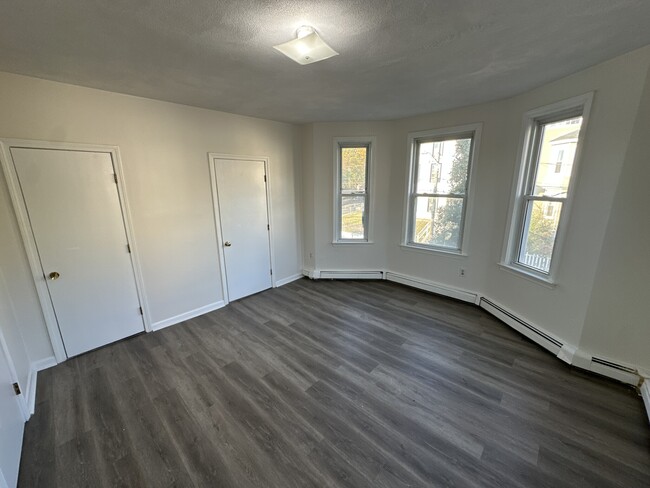 Photo - 35 Louis St Condo Unit 2