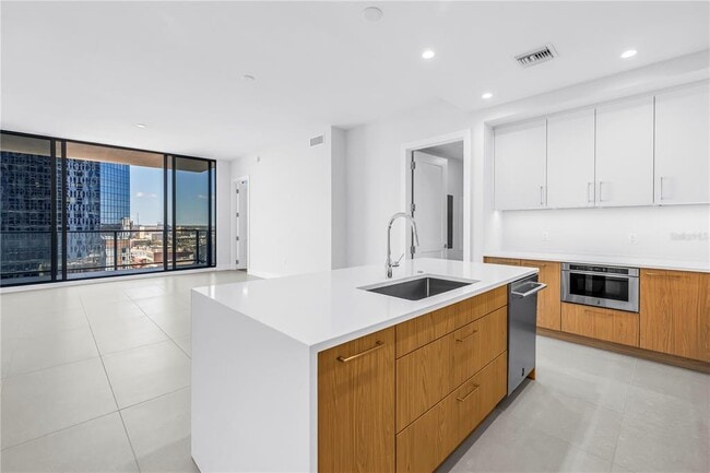 Photo - 275 1st Ave S Unit 1608