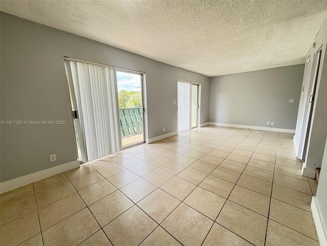 Photo - 8913 NW 28th Dr Unit 38