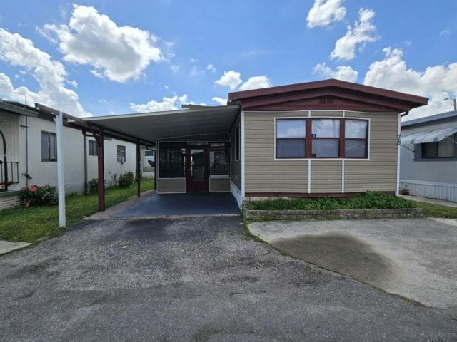 Building Photo - 2850 New Tampa Hwy Rental