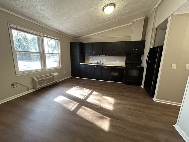 Photo - Apartment For Rent