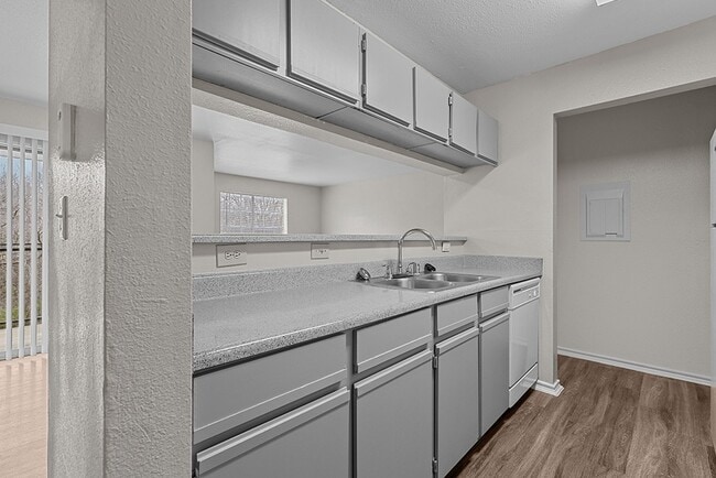 Valley Ridge Apartment Homes