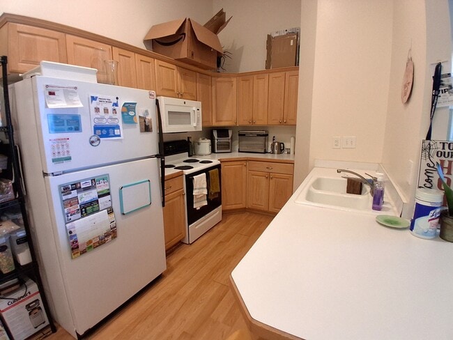 Photo - 1541 Riverside Ave