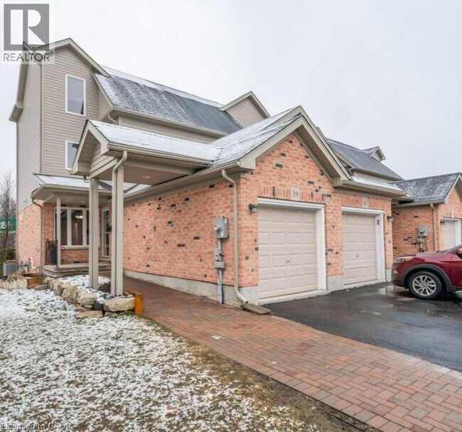 Photo - 39 Brookfield Crescent