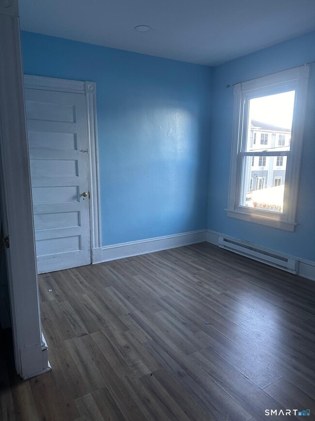 Photo - 20 Myrtle Ave