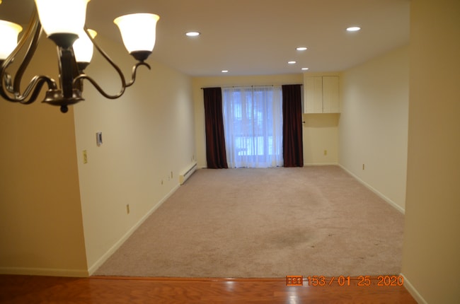 Photo - 234 Nesmith St Unidad 11